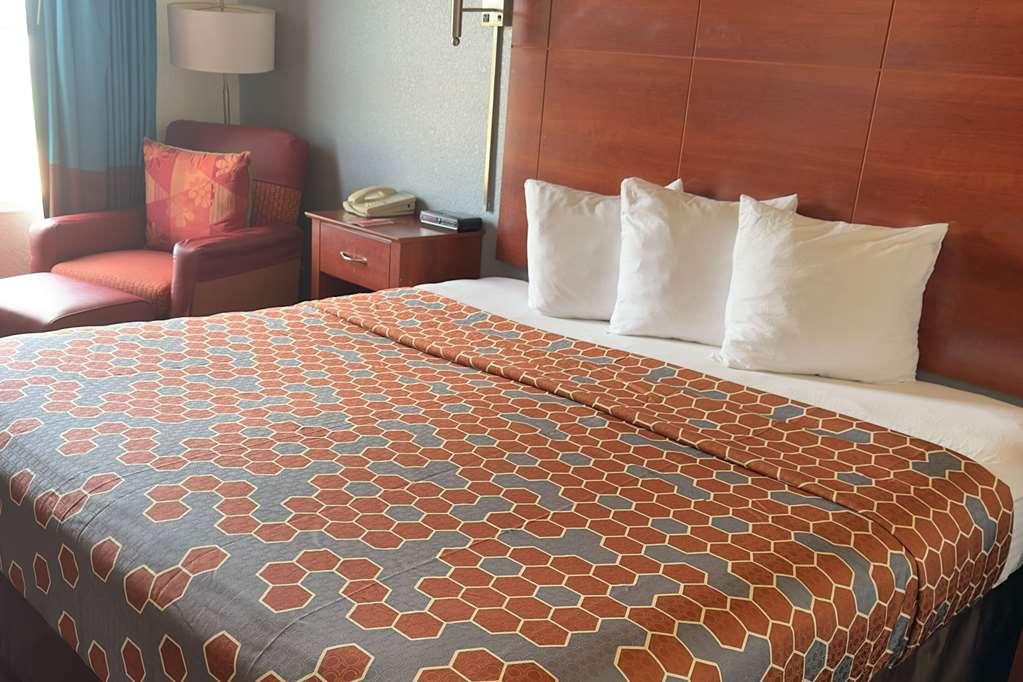 Econo Lodge Tucumcari Route 66 Номер фото