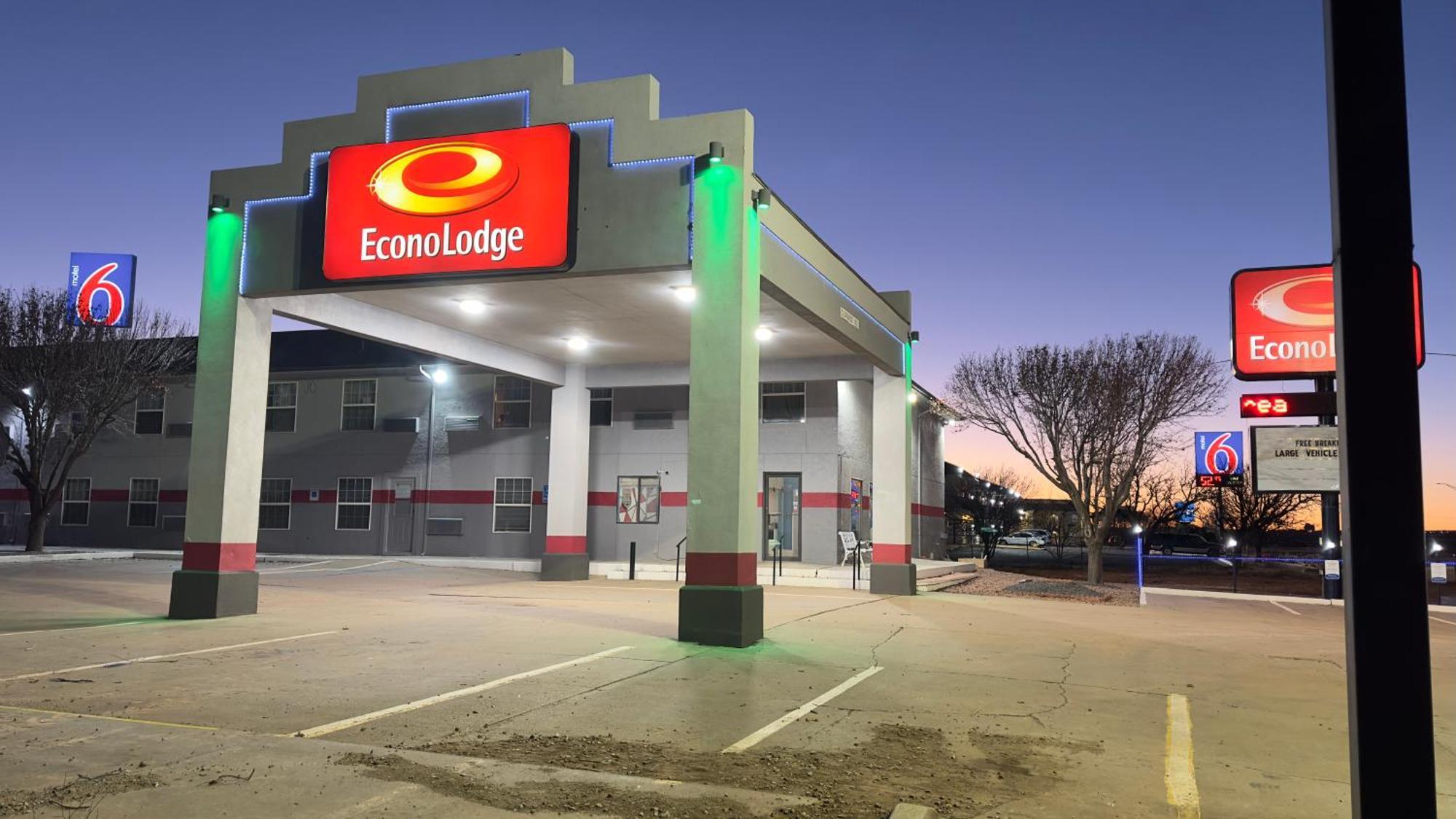 Econo Lodge Tucumcari Route 66 Экстерьер фото