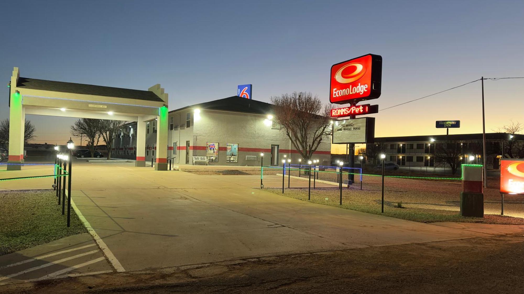 Econo Lodge Tucumcari Route 66 Экстерьер фото